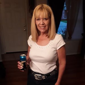 Meet your Posher, Deborah